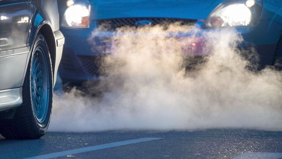 Droht Millionen von Dieselfahrzeugen das Aus? Foto: Marijan Murat/dpa