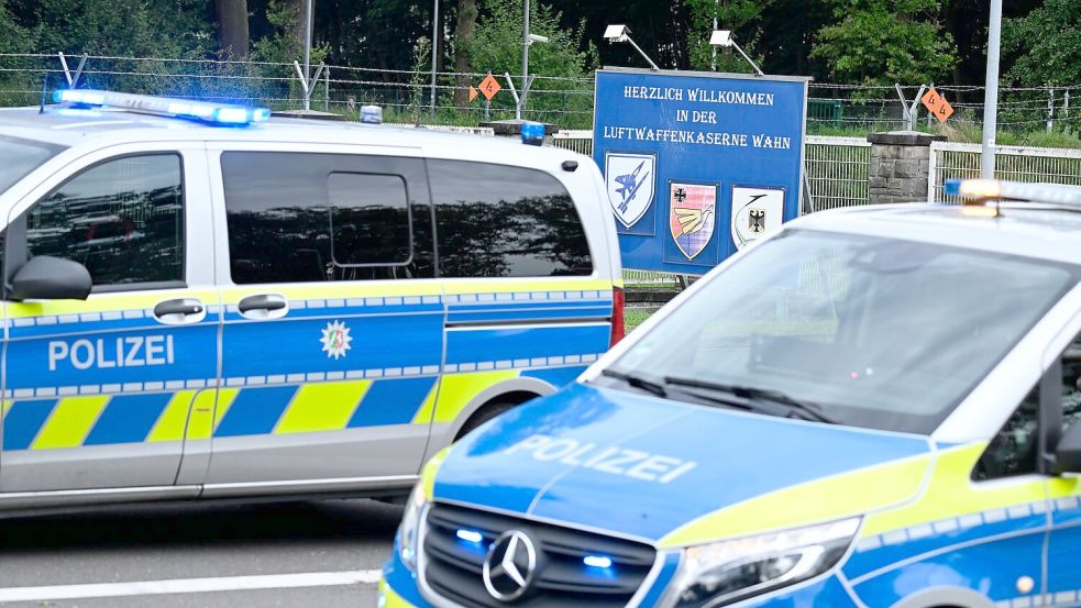 Der Militärflugplatz Köln-Wahn wurde wegen der Ermittlungen abgesperrt. Foto: Roberto Pfeil/dpa