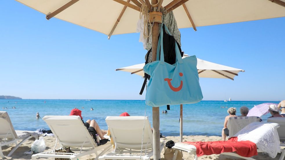 Mallorca zählt in den Herbstferien wieder zu den beliebten Resiezielen der Tui-Urlauber, ist aber nicht mehr auf Platz eins. (Archivbild) Foto: Clara Margais/dpa/dpa-tmn