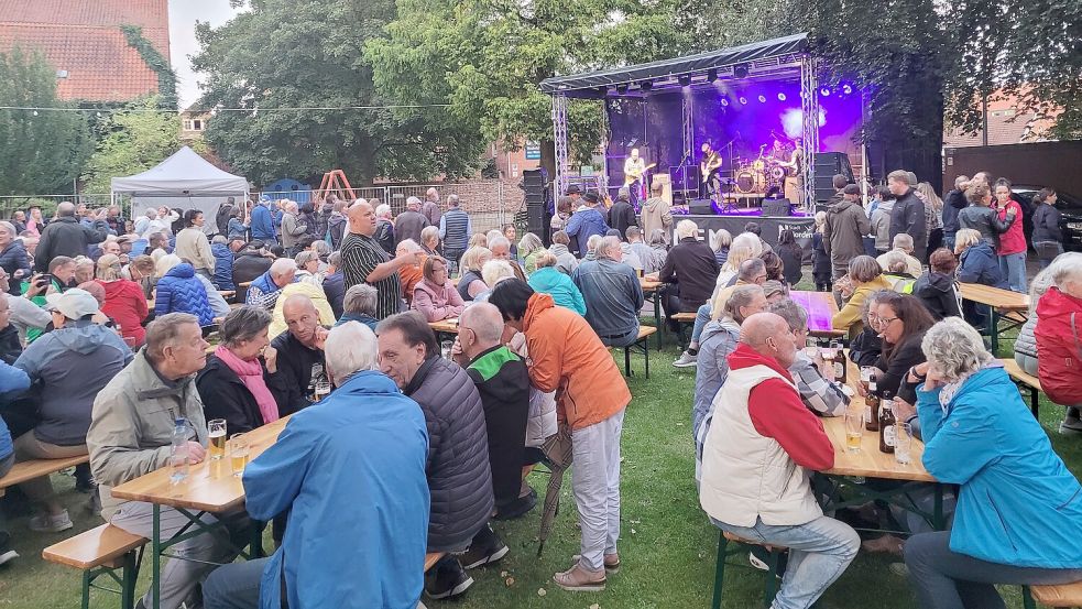 Kurz nach dem Attentat von Solingen feierten in Norden rund 35.000 Menschen ein Wochenende lang beim Sommerfest. Foto: Rebecca Kresse