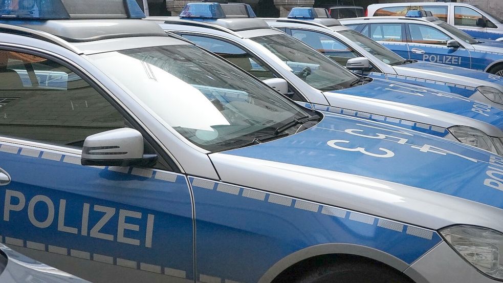 Die Polizei sucht einen Mann, der in Tergast unbekleidet unterwegs gewesen sein soll. Symbolbild: Pixabay