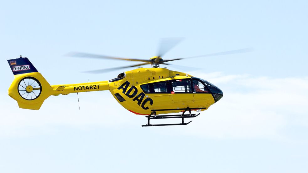 Ein Rettungshubschrauber brachte die Frau in eine Klinik. Foto: ADAC Luftrettung