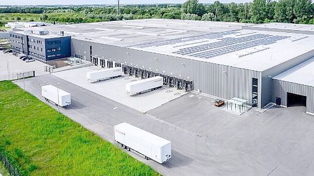 Im Jahr 2022 wurden die Fabrikhallen von Brose Sitech im Emder Industriepark Frisia erweitert. Foto: Brose Sitech