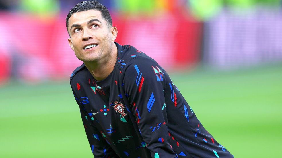 Ronaldo freut sich über zusammengerechnet über eine Milliarde Follower in den sozialen Netzwerken. Foto: Jens Büttner/dpa