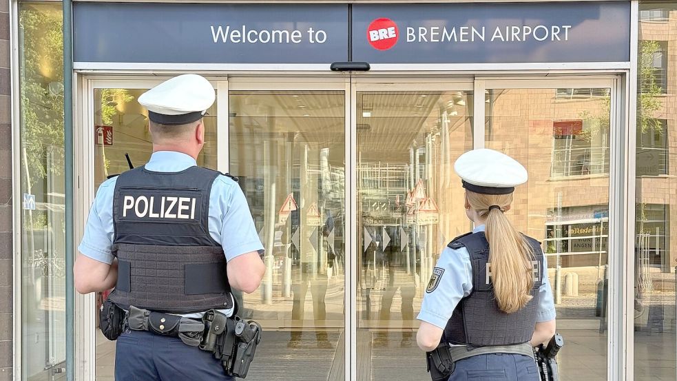 Die Bundespolizei hat eine Emderin am Bremer Flughafen festgenommen. Symbolfoto: Bundespolizei