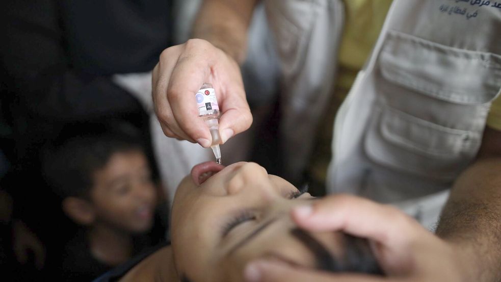 Im Gazastreifen brachte die Weltgesundheitsorganisation WHO die erste Runde der Polio-Impfung erfolgreich über die Bühne. Foto: Marwan Dawood/XinHua/dpa