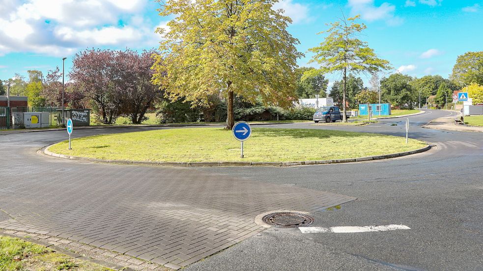 Der Kreisel an der Popenser Straße wird drei Monate lang gesperrt. Foto: Romuald Banik