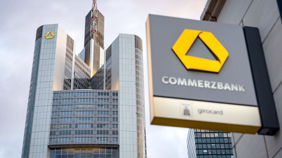 Die italienische Großbank Unicredit wirbt für eine Übernahme der Commerzbank. (Archivbild) Foto: Frank Rumpenhorst/dpa