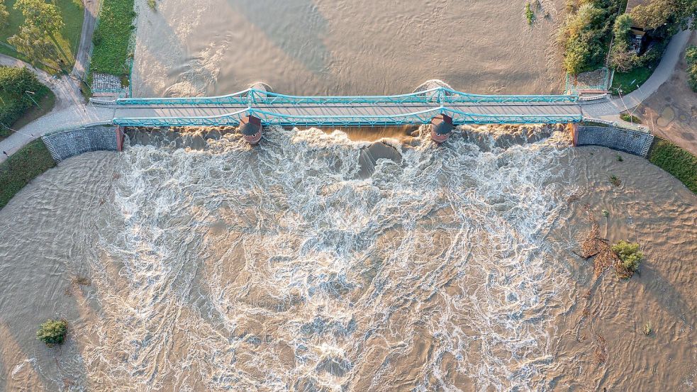 In Polen führen viele Flüsse noch Hochwasser. Foto: Maciej Kulczynski/PAP/dpa