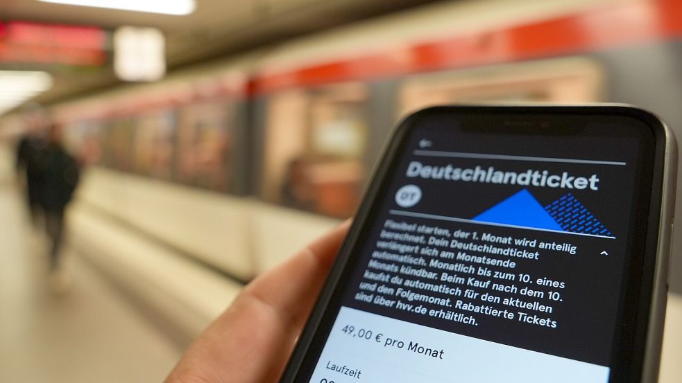 Das Deutschlandticket soll in Zukunft teurer werden. Foto: dpa/Marcus Brandt