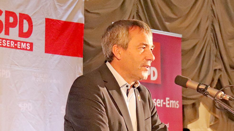 Johann Saathoff ist SPD-Vorsitzender im Landkreis Aurich. Er weist eine Mitschuld der Politik an der VW-Krise zurück. Foto: Heino Hermanns