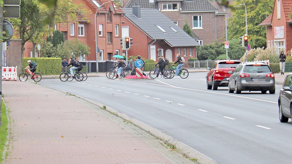 Tempo 30 an der Von-Jhering-Straße fordern Eltern des Gymnasiums und die Grünen-Fraktion im Auricher Stadtrat. Foto: Heino Hermanns