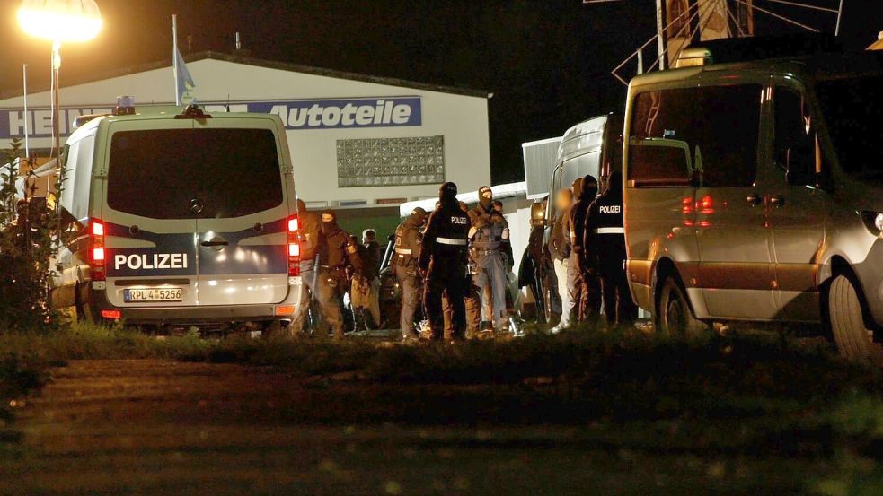 Die Polizei geht den Angaben nach davon aus, dass ein regionaler Ableger der rechtsextremistischen Kleinstpartei III. Weg der Veranstalter war. Foto: Uncredited/TNN/dpa