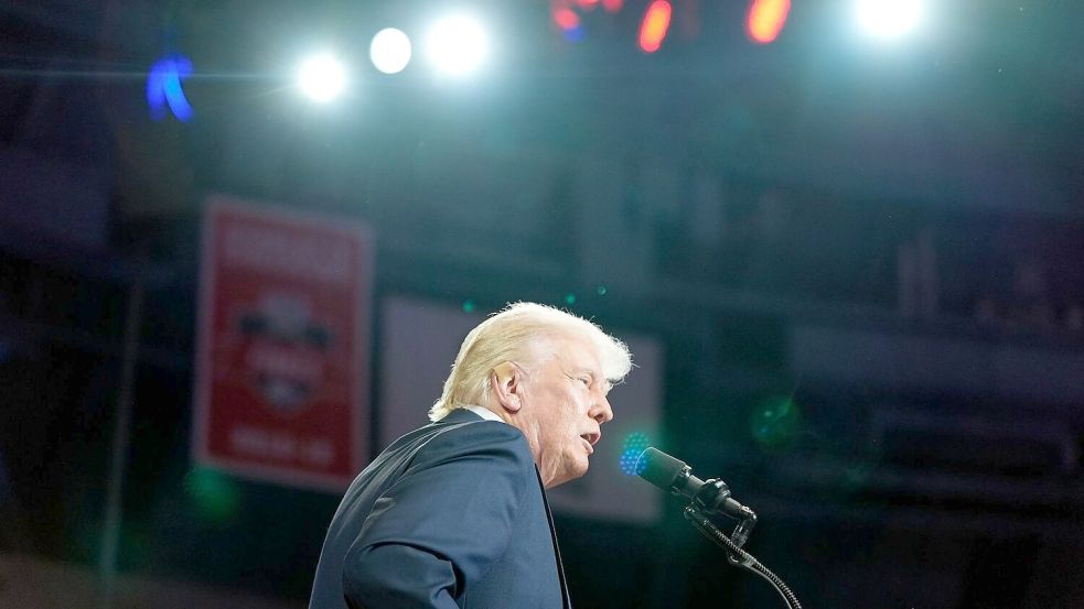 Wer hat Angst vor Trump im Weißen Haus? Laut der gleichnamigen Studie des Ifo viele deutsche Unternehmen. (Archivbild) Foto: Alex Brandon/AP/dpa