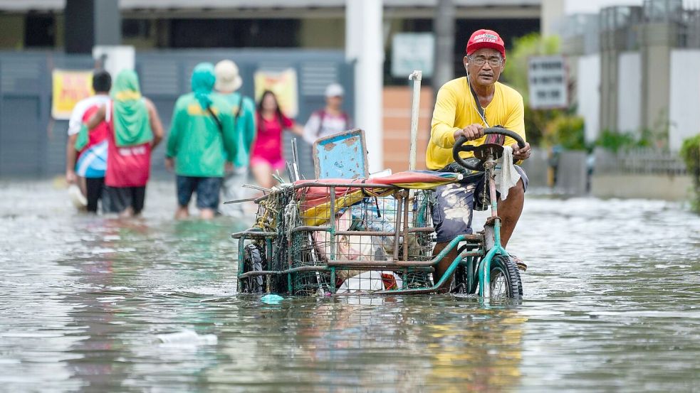 Der Sturm könnte noch einmal auf die Philippinen zurückkehren. Foto: Aaron Favila/AP