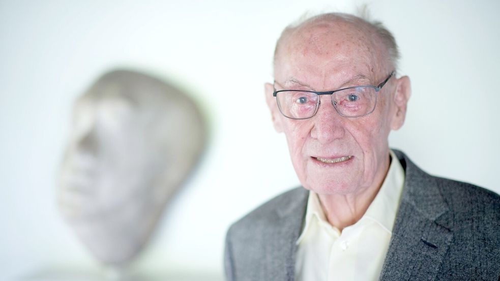 Edzard Reuter, ehemaliger Vorstandsvorsitzender der Daimler-Benz AG, ist am 27. Oktober 2024 im Alter von 96 Jahren in Stuttgart gestorben. Foto: Marijan Murat/dpa