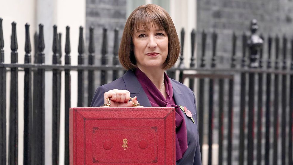 Rachel Reeves ist die erste Frau überhaupt an der Spitze des britischen Finanzministeriums. Foto: Alberto Pezzali/AP