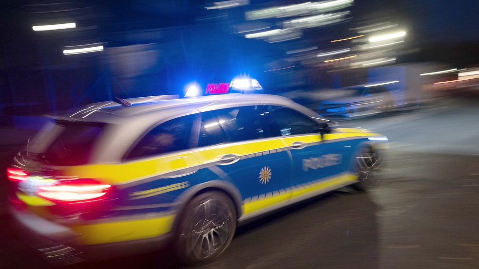 Die Bremer Polizei konnte zwei Jugendliche stellen, die einen Kiosk überfallen wollten. Foto: Marijan Murat/dpa