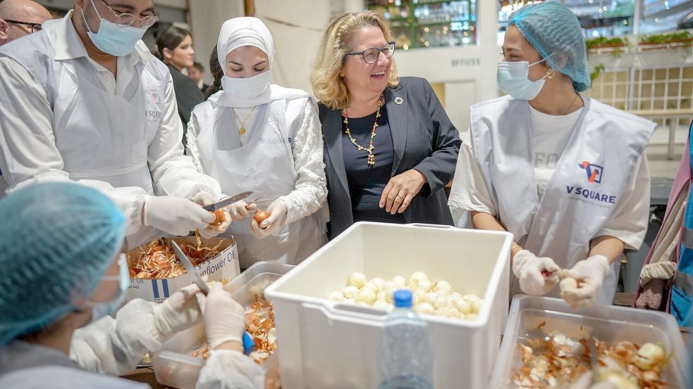 Entwicklungsministerin Schulze auf Kurzbesuch im Libanon. Foto: Kay Nietfeld/dpa