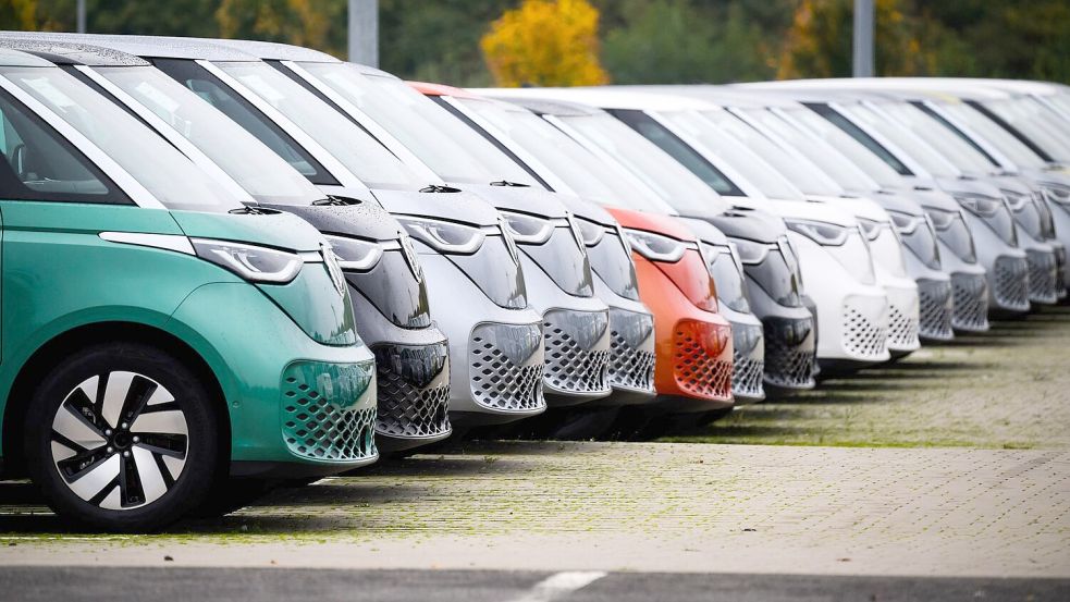 Die Nachfrage nach Elektroautos hält sich weiter in Grenzen. (Archivfoto) Foto: Julian Stratenschulte/dpa