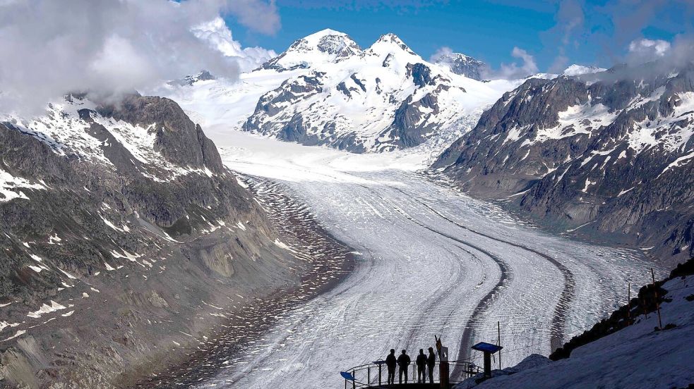 Gletscher haben weltweit 2023 eine Rekordmenge an Eis verloren (Archivbild) Foto: Matthias Schrader/AP