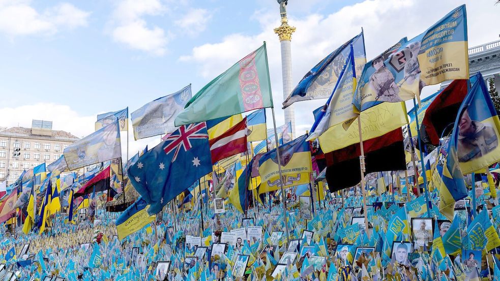 Die Ukraine trauert um die vielen Tausend Opfer des Krieges. Foto: Andreas Stroh/ZUMA Press Wire/dpa