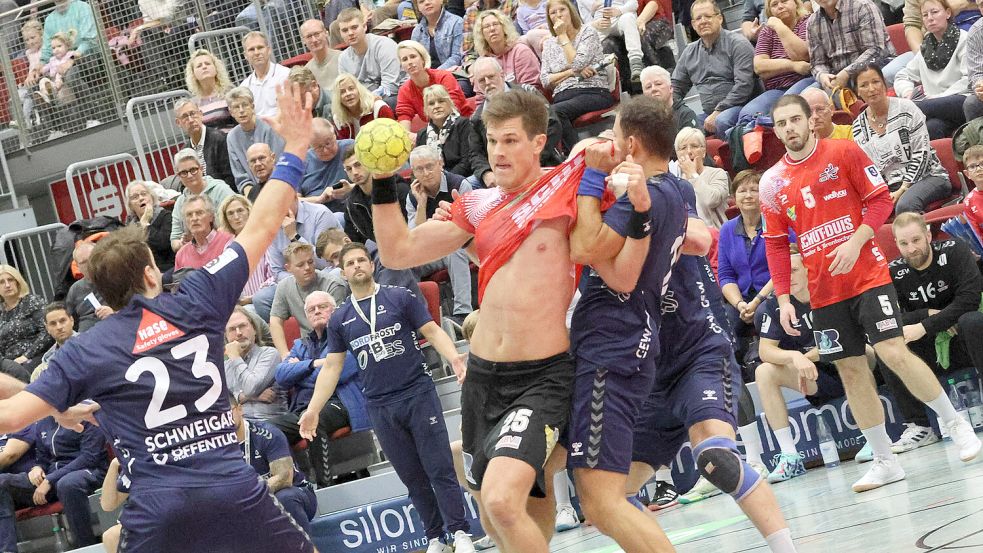 Jannes Hertlein ist wohl fit und wird am Sonntag in der Sparkassen-Arena gegen Bissendorf auflaufen. Foto: Helmut Vortanz