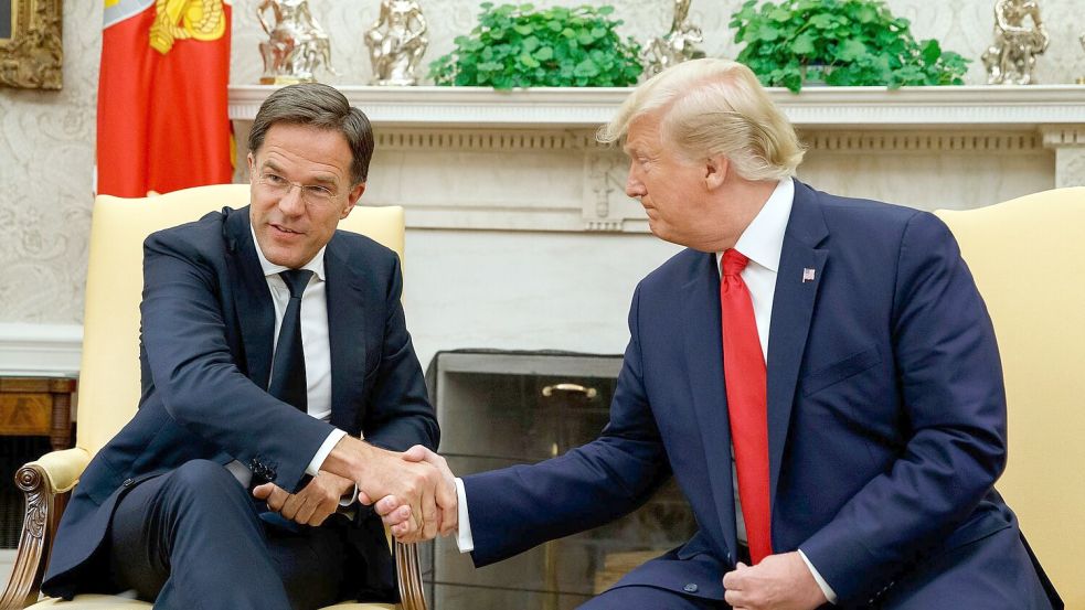 Als niederländischer Regierungschef traf Rutte Trump bereits häufiger. (Archivbild zur Illustration) Foto: Alex Brandon/AP/dpa