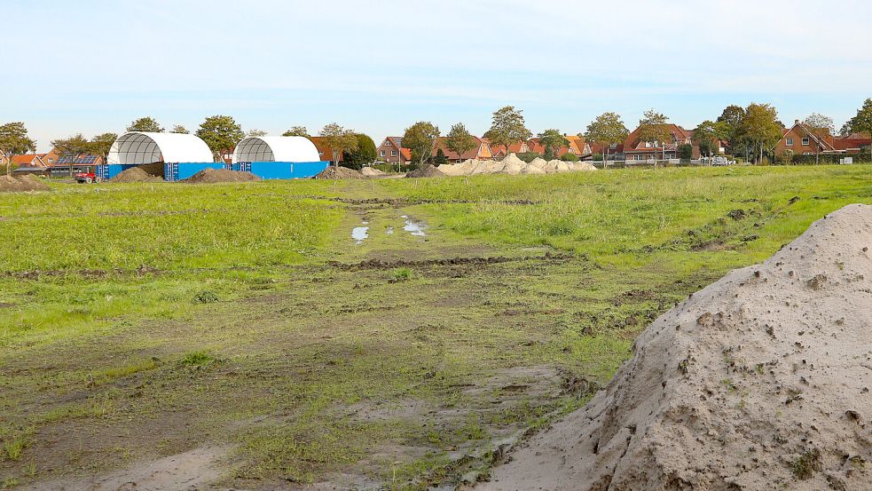 In den Ihlower Baugebieten, hier die Erschließung in Riepe im Oktober 2023, könnte bald eine neue Genossenschaft mitmischen. Foto: Romuald Banik