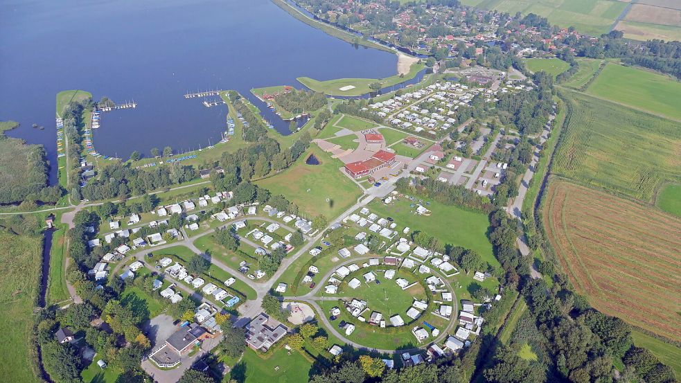 Das Große Meer ist das touristische Zentrum der Gemeinde Südbrookmerland. Foto: Bernd Heiken