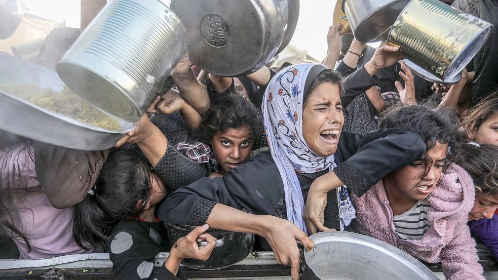 Das Auswärtige Amt in Berlin rief Israel auf, mehr Hilfen für die Menschen im umkämpften Gazastreifen zu ermöglichen. (Archivbild) Foto: Abed Rahim Khatib/dpa