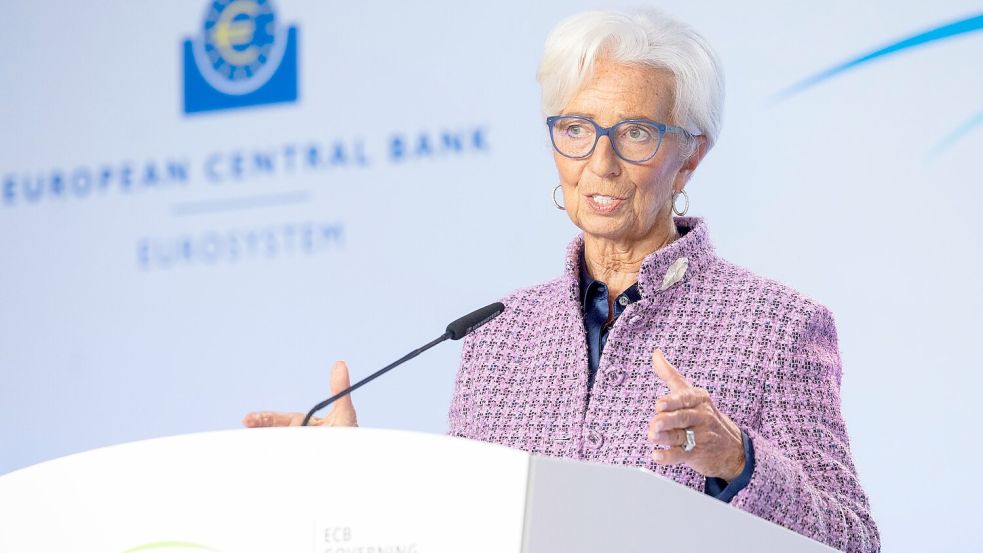 EZB-Präsidentin Lagarde warnt vor einer anhaltenden Konjunkturschwäche im Euroraum (Archivbild). Foto: Bor Slana/STA/dpa