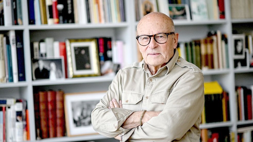 Volker Schlöndorff ist einer der bekanntesten deutschen Regisseure - aber selbst er bekommt nach eigenen Angaben keine Finanzierung für Filmprojekte zusammen. (Archivbild) Foto: Britta Pedersen/dpa