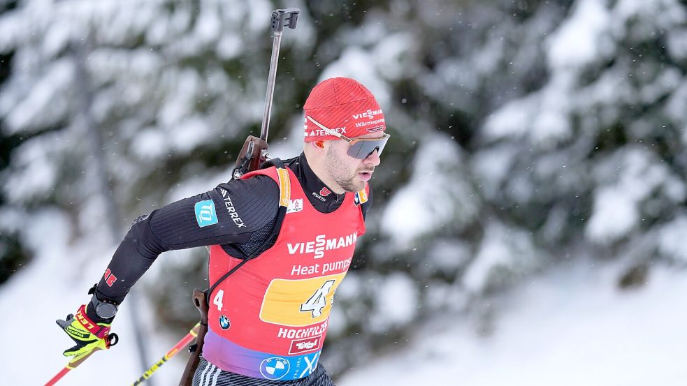 Danilo Riethmüller wird sensationell Zweiter im Massenstart. Foto: Matthias Schrader/AP/dpa