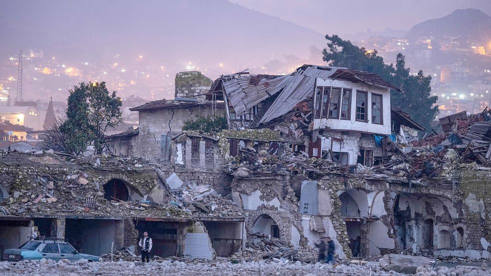 In der Türkei laufen mehrere Gerichtsverfahren gegen Bauunternehmer (Archivfoto). Foto: Boris Roessler/dpa