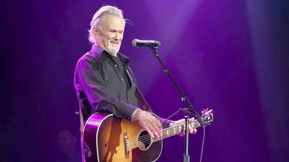 US-Musiker Kristofferson mit 88 Jahren gestorben. (Archivbild) Foto: Laura Roberts/Invision via AP/dpa