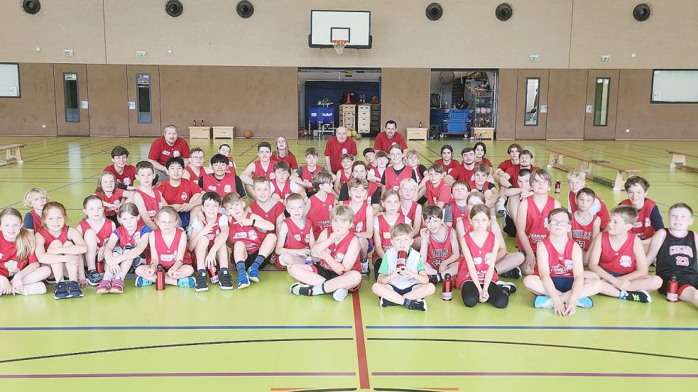 Eine Abteilung im Aufwind: Immer mehr Mädchen und Jungen spielen beim MTV Aurich Basketball. Foto: privat