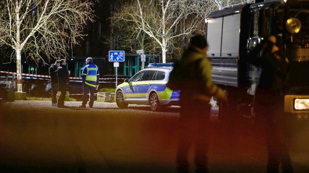 Ein Mann hatte am 18. Dezember im Stadtteil Geismar nach damaligen Angaben der Ermittler eine Frau grundlos angegriffen und zu Boden geworfen. (Archivbild) Foto: Swen Pförtner/dpa