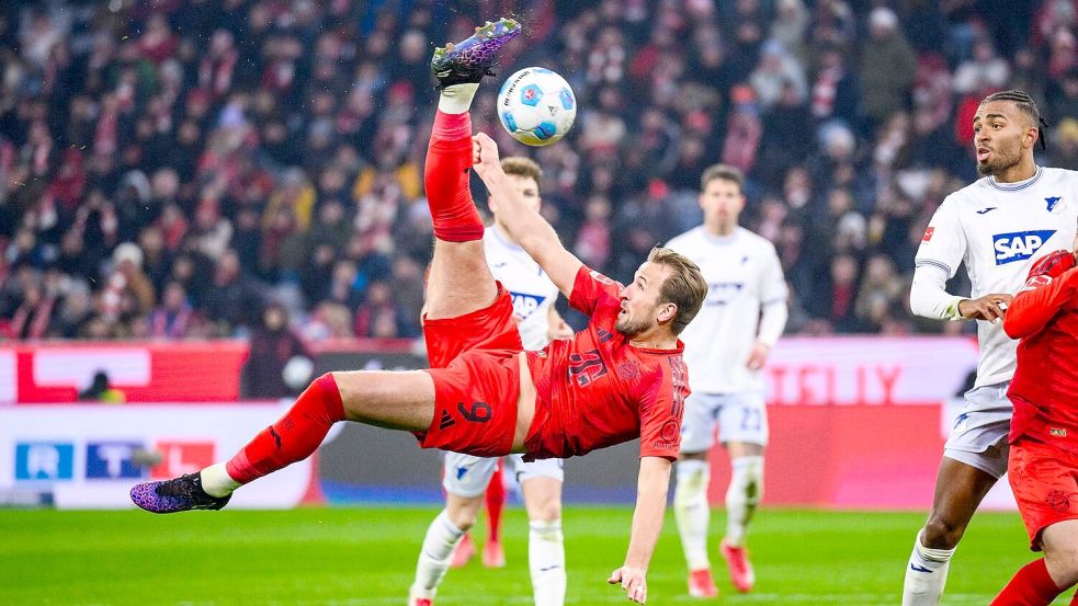 Bayern jubelt über eine Tor-Gala. Foto: Tom Weller/dpa