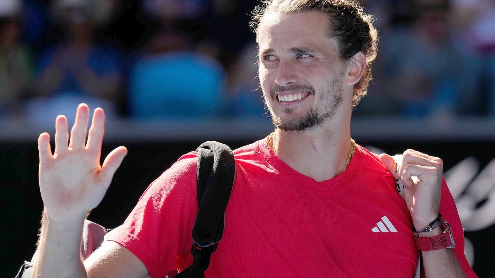 Alexander Zverev hatte nach seinem Drittrundensieg viel zu lachen Foto: Vincent Thian/AP/dpa