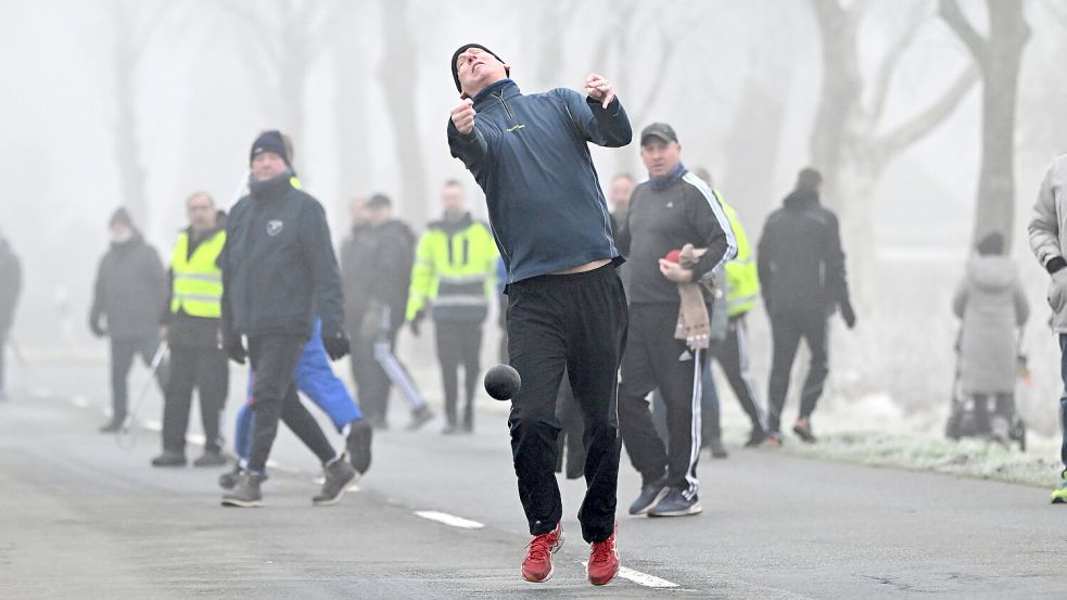 Mannschaftsführer Frido Walter ist mit Pfalzdorf auf dem Weg zum Titel nicht mehr aufzuhalten.Foto: Jens Doden (Blomberg)