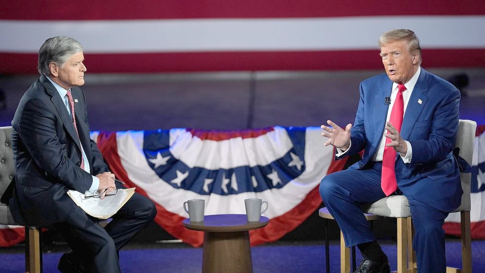 Trump hat Hannity schon öfter Interviews gegeben - auch im Wahlkampf. (Archivbild) Foto: Evan Vucci/AP