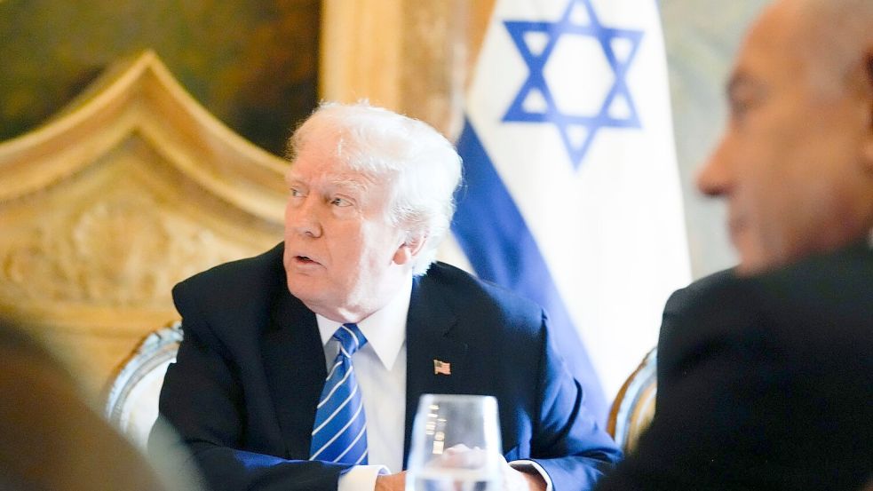 Israels Ministerpräsident will mit Trump unter anderem über die Zukunft des Gazastreifens reden. (Archivbild) Foto: Alex Brandon/AP/dpa