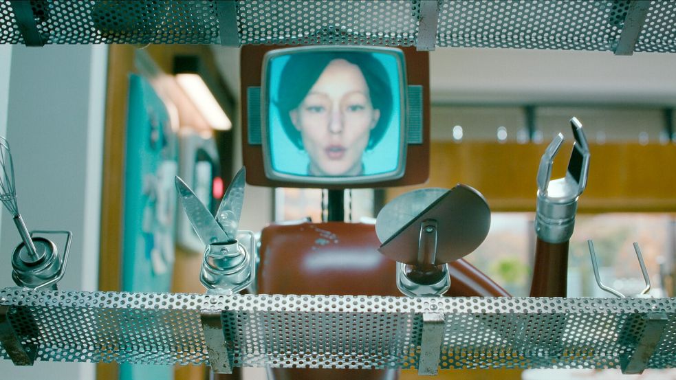 In der neuen Netflix-Serie „Cassandra“ spielt Lavinia Wilson einen Haushalts-Roboter. Alle 6 Folgen ab 6. Februar bei Netflix. Foto: Netflix