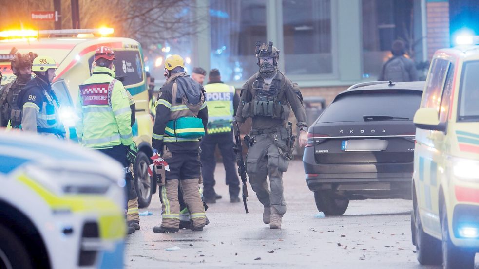 Die Polizei war im schwedischen Örebro im Großeinsatz. Foto: Kicki Nilsson/TT News Agency/AP/dpa