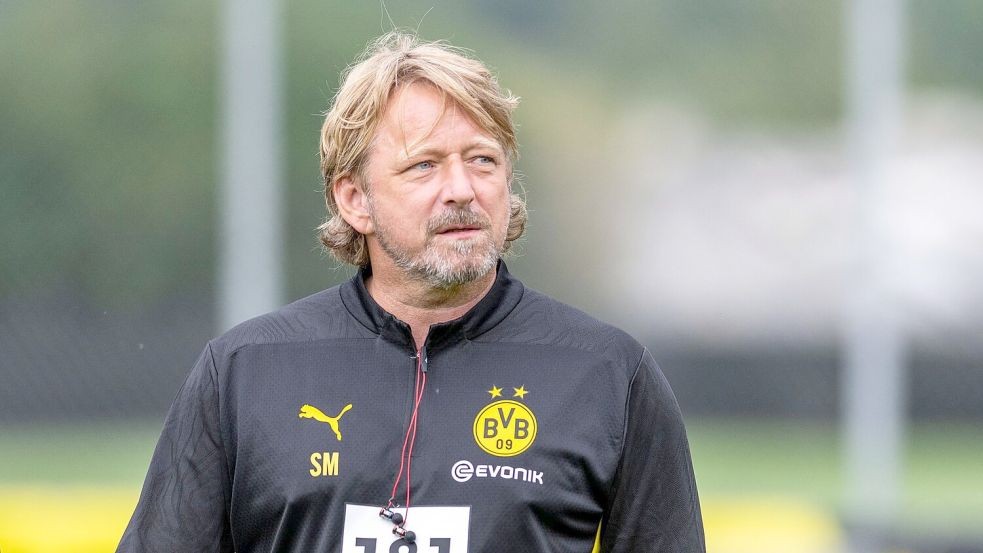 Borussia Dortmund trennt sich wieder von seinem Kaderplaner Sven Mislintat. Foto: David Inderlied/dpa