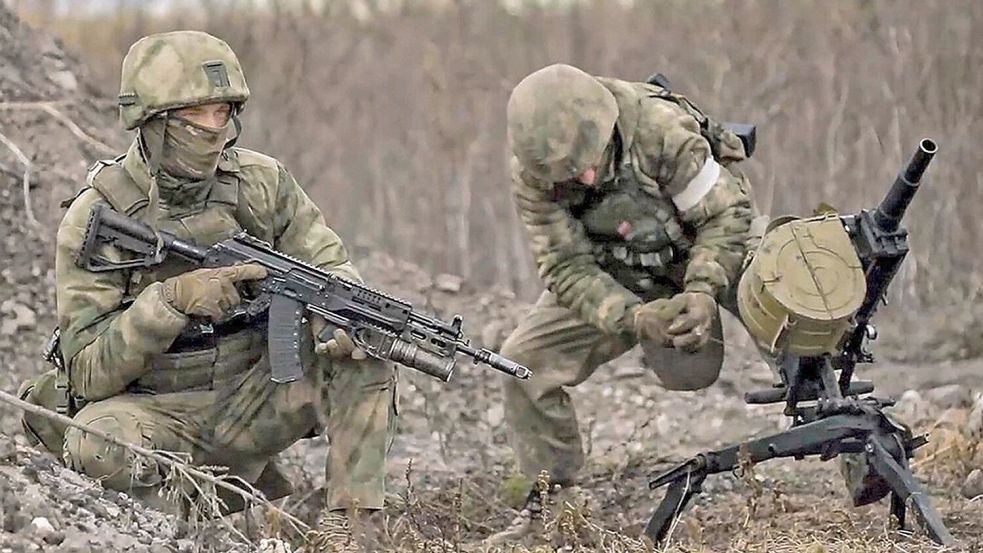 Nach einem Abflauen der Kämpfe in der Ostukraine über mehrere Tage greifen russische Truppen wieder heftiger an. Foto: Uncredited/Russian Defense Ministry Press Service/AP/dpa