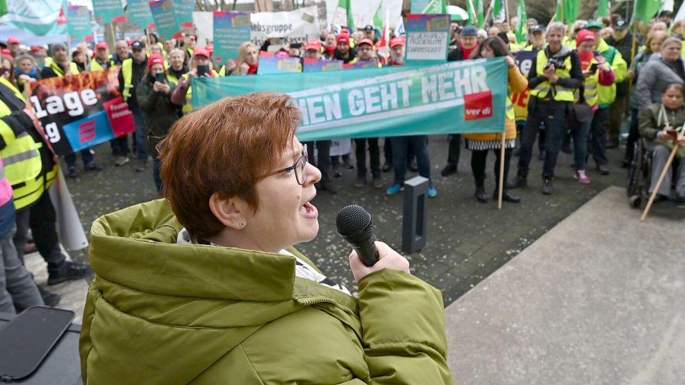 Verdi-Vize Christine Behle kündigt eine mögliche Eskalation vor Bundestagswahl an. (Archivbild) Foto: Arne Dedert/dpa