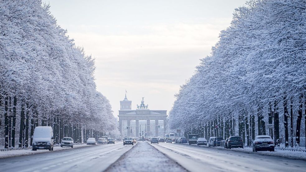 Die kommenden Nächte werden bitterkalt. Zweistellige Minusgrade erwartet der Wetterdienst in manchen Teilen Deutschlands. Foto: Kay Nietfeld/dpa