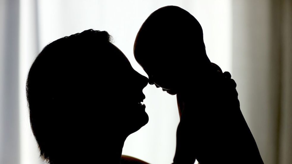 Die Anwälte der Frau fordern Schadenersatz für körperliche und emotionale Belastungen. (Symbolbild) Foto: Patrick Pleul/dpa-Zentralbild/dpa